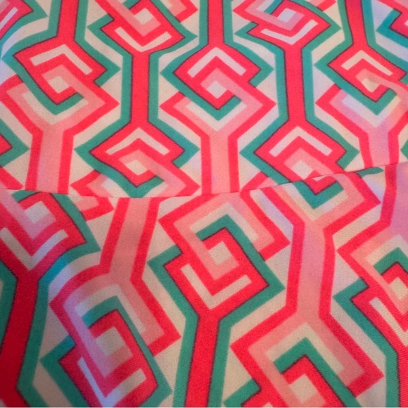 Aqua Couture Tankini Halter Swim Top Colorful Geometric Patterned Size Large - Picture 4 of 10